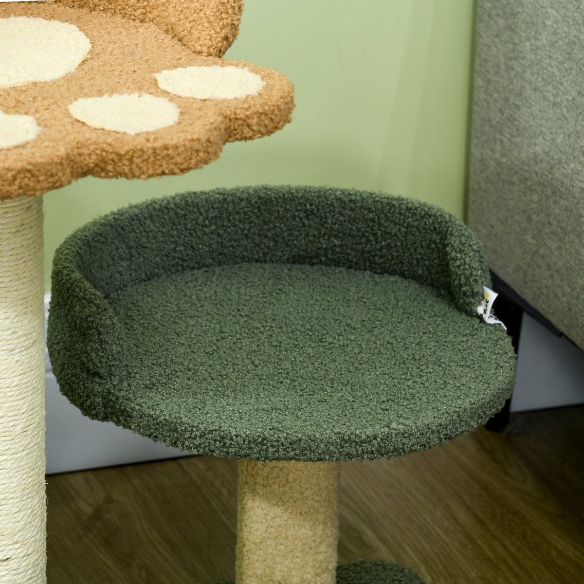 52cm Indoor Cat Tree with Dual Beds, Scratching Posts & Toy Ball
